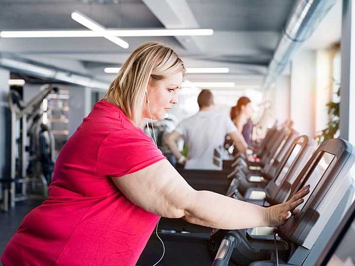 overweight woman in the gym
