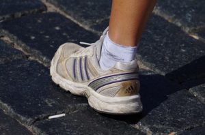 running shoe (adidas)